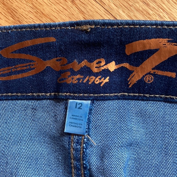 Jean Skirt Seven7 - Picture 8 of 10